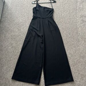 Black jumpsuit, 2